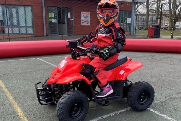 Electric go karts at Barracudas Activity Day Camps